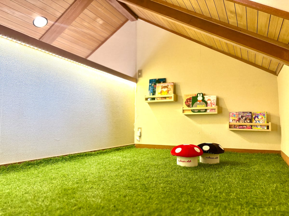 北軽井沢の一棟貸切ログハウス（ロフトのキッズスペース）